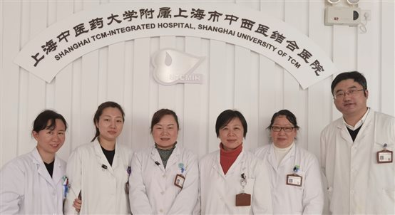 输血科集体照1.jpg