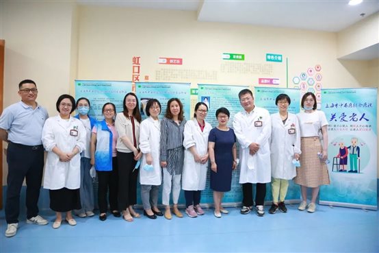 D:桌面图3.jpg